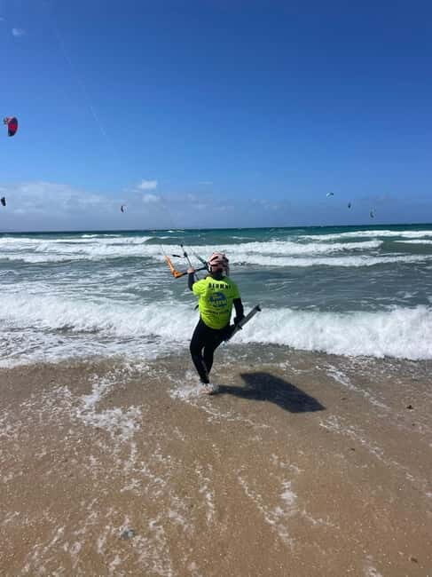 Tarifa: Kitesurfing Group Lesson - What to Expect on the Day