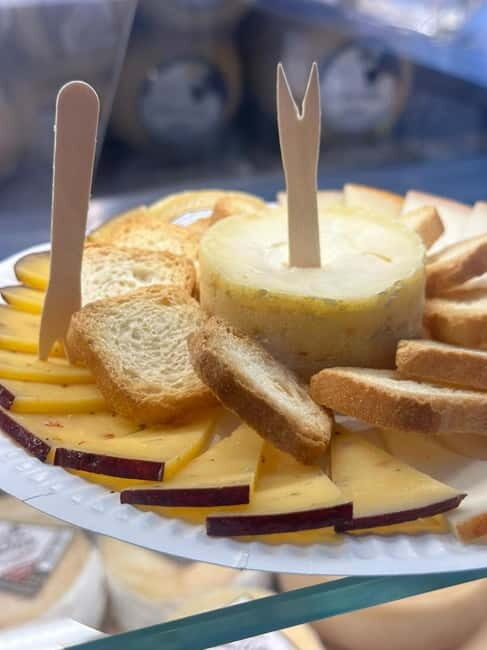 Taste of Porto: The Ultimate Full Meal Portuguese Food Tour - What Makes This Tour Stand Out?