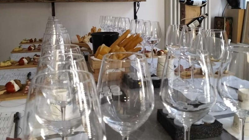Tasting of local white wines - Who Will Get the Most Out of This Tour?