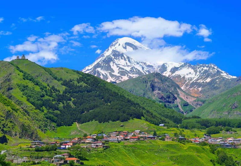 Tbilisi: Kazbegi Full-Day Group Tour - How the Tour Works Logistically