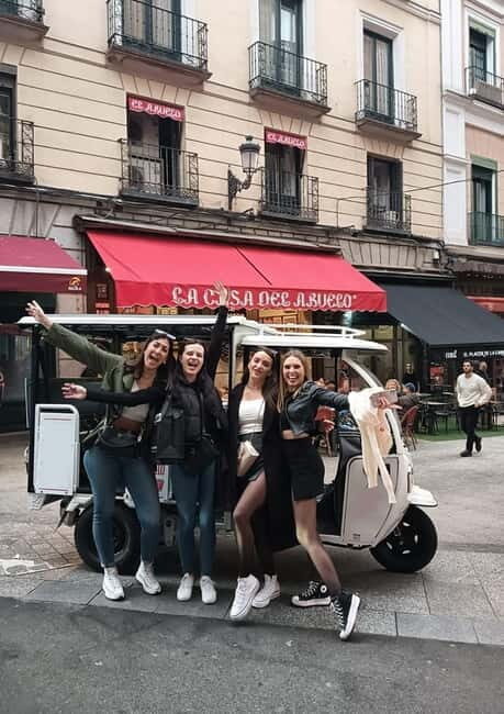 The best tuktuk tour in Madrid - What makes this tuk-tuk tour stand out