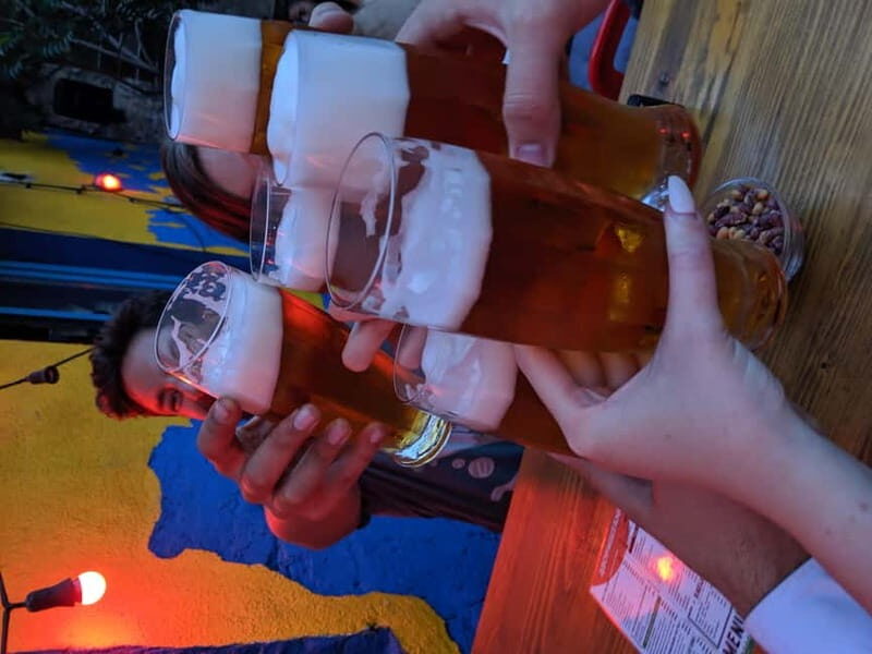 The World of Pubs and Taverns: A Golden Mile - What to Expect from the Tour