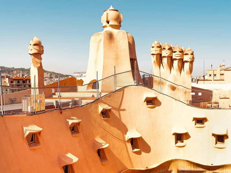 Tiquets & Guide: Lights and shadows of the Casa Milà - Antoni Gaudí - Barcelona - Key Points