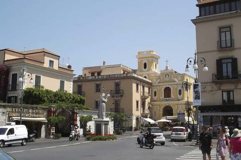 TOUR DI UN GIORNO: VISIT POMPEI, SORRENTO AND POSITANO - Transportation and Practical Details