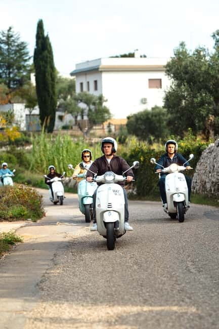 Tour of Puglia by Vespa: visit Polignano a Mare, Conversano, and Monopoli - Polignano a Mare: Cliffside Charm and Seaside Splendor