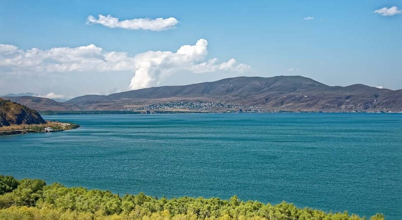 Tour Transfer to/from Tbilisi with Lake Sevan & Wine tasting - Authentic Experiences and Real Traveler Insights