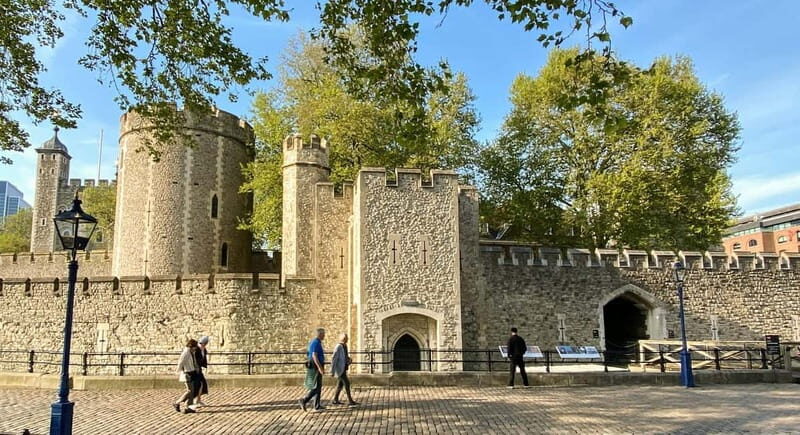 Tower of London & The Great Fire Monument Pass - The Value of This Tour