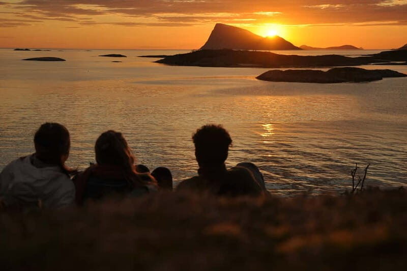 Tromsø: Midnight Sun, Campfire, Beach, Evening Tour - Who Will Love This Tour?