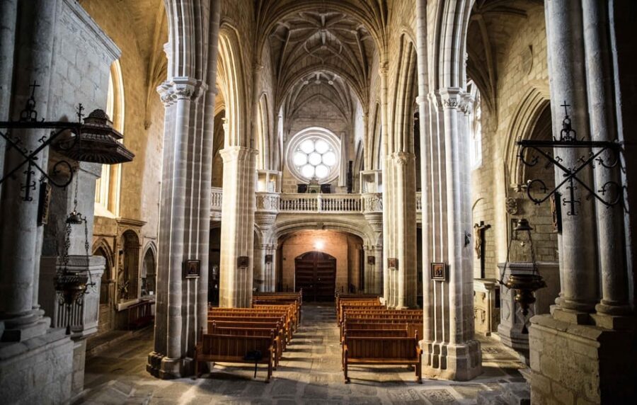 Trujillo : Guided visit "Medieval Scenery and Route of the Discoverers". - Why This Tour Offers Great Value