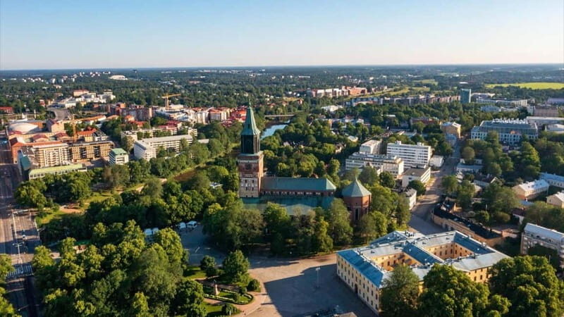 Turku: Express Walk with a Local in 60 minutes - The Itinerary in Detail