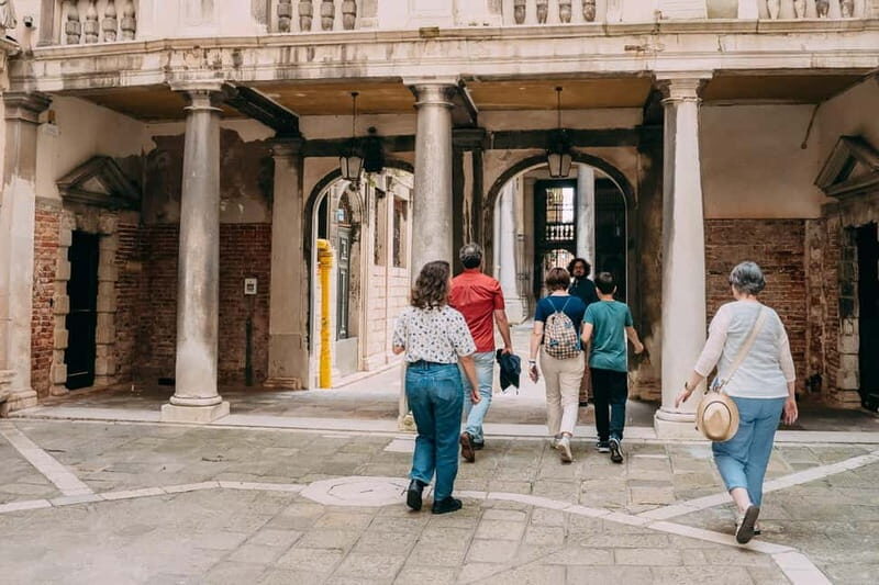 Unseen Venice: Hidden Streets and Rooftops Views - Detailed Itinerary Breakdown