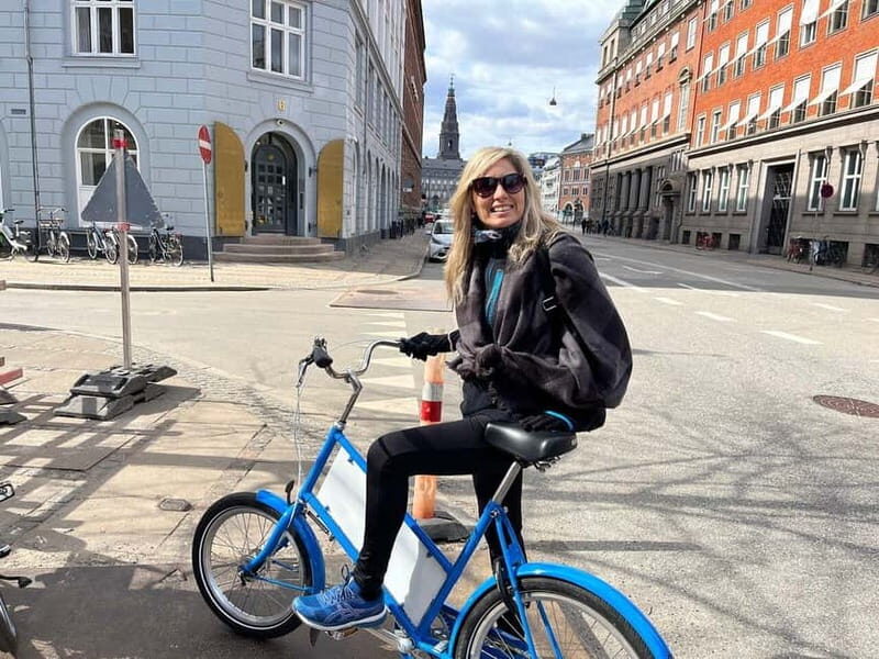 Urban Design and Livability E-bike Tour - The Ride and Group Dynamics