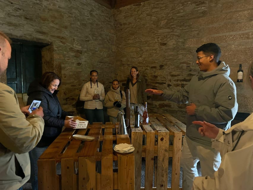 Vallée du Douro : 2 vignobles, déjeuner et bateau typique - In The Sum Up