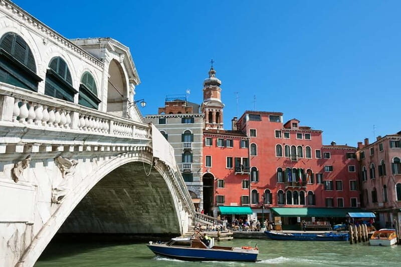 Venice: Crowds-free Early Morning City Center Guided Tour - What Makes This Tour Stand Out?