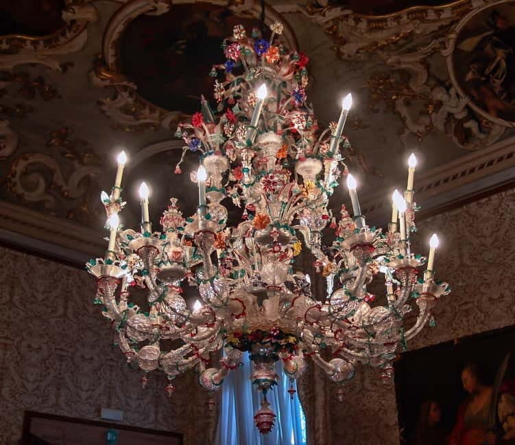 Venice: Guided Boat Tour to Murano and Glass Blowing - Exploring Murano: Glassworks & Demonstrations