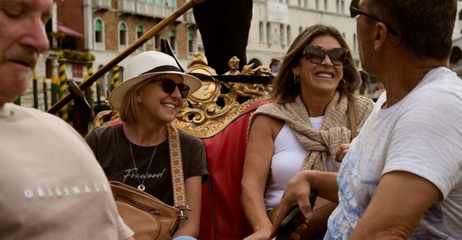 Venice: Vip Semi-Private Walking Tour with Gondola Ride - Breaking Down the Itinerary