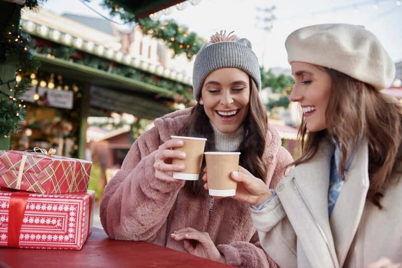 Vienna: Enchanting Christmas Markets Tour with Local Snacks - In-Depth Look at the Itinerary