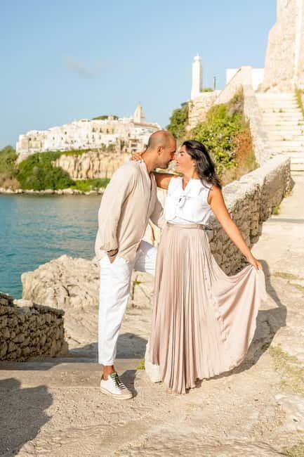 Vieste: a couple's photo tour at sunrise among romantic alleys and the sea. - The Highlights: Iconic Spots and Scenic Vistas