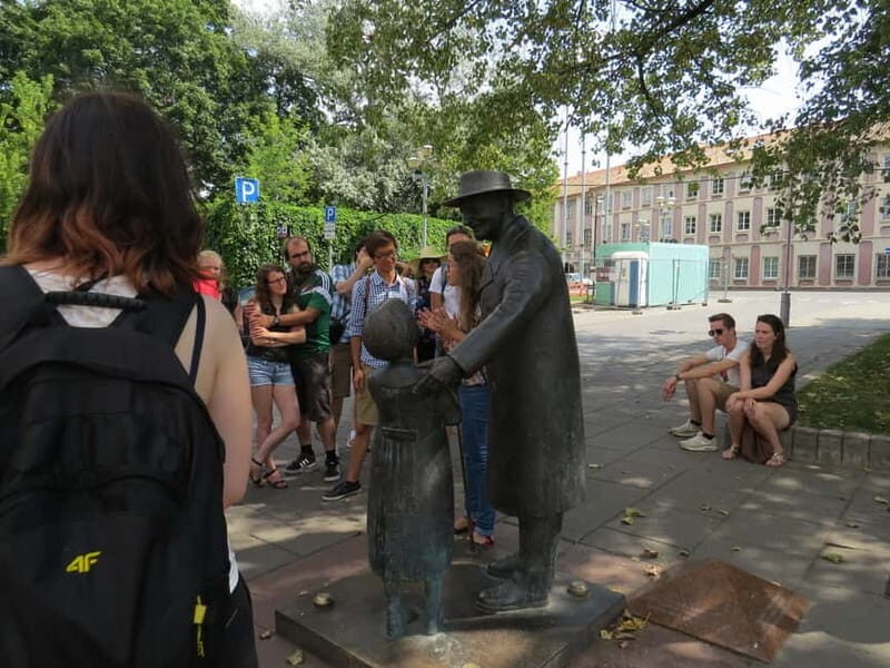 Vilnius: 2.5-Hour Jewish Quarter Walking Tour - Why This Tour Is Worth Considering