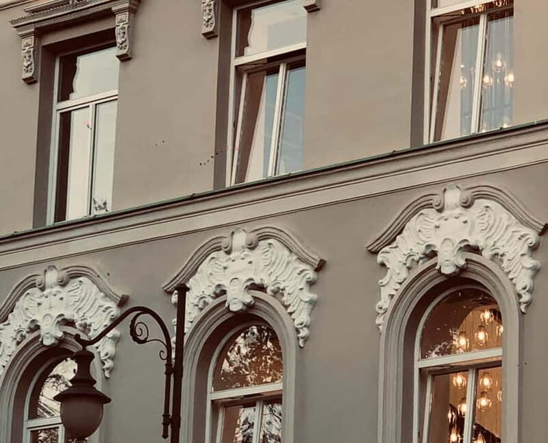Vilnius: Customized walking day/night tours around Vilnius - What You Can Expect