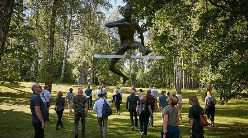 Vilnius: Private Europos Parkas Tour with Entrance Ticket - What’s on Offer During the Tour?  