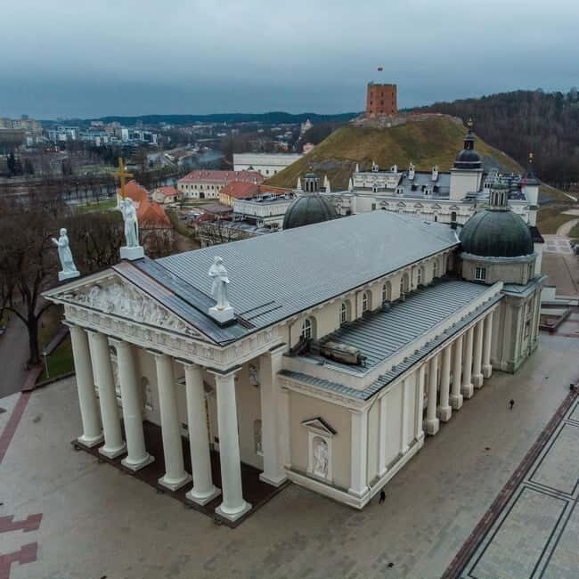 Vilnius: Private Half-Day City Tour by Minivan - What Sets This Tour Apart?