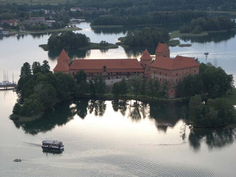 Vilnius: Trakai Tour with Audio Guide and Minibus Transfers - Transportation and Timing