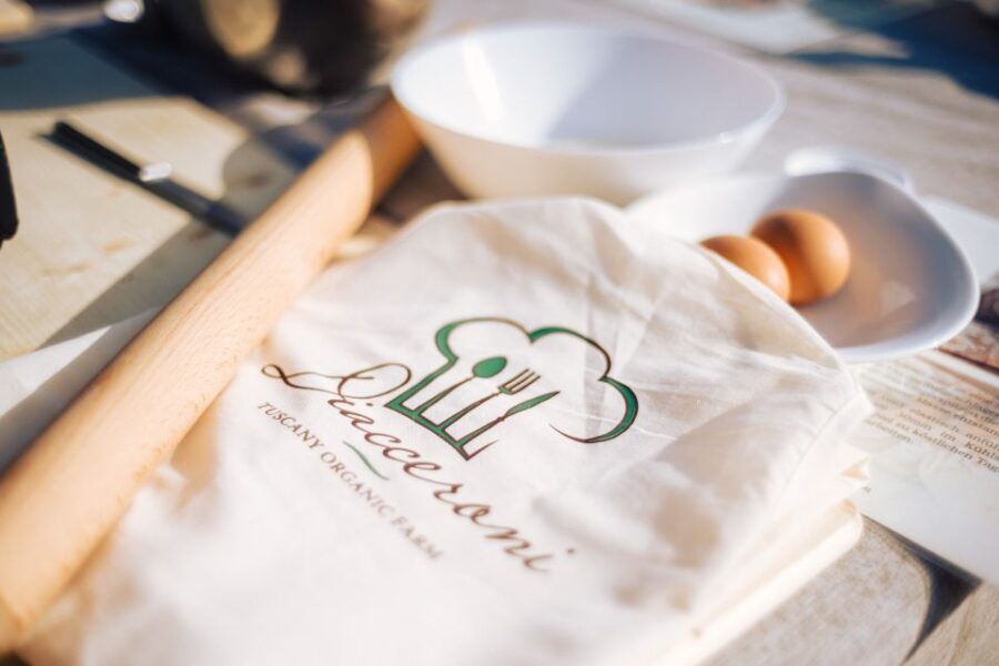 Volterra: Fresh Pasta Cooking Class at a Tuscan Farmhouse - Why This Tour Works