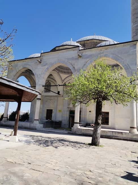 Walking in Skopje - Detailed Breakdown of the Itinerary