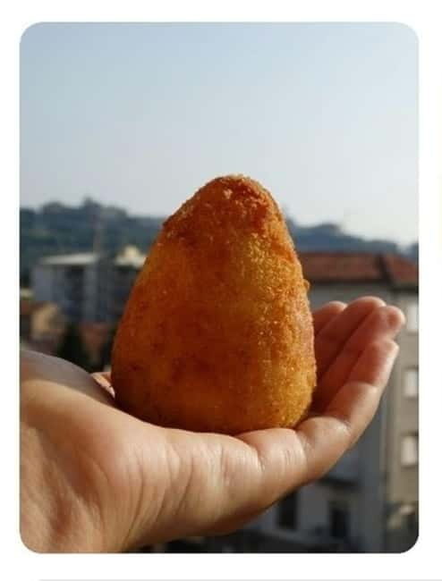 Walking Through Catania: Streets, Sights and Sicilian Bites - A Leisurely Stroll to Villa Bellini