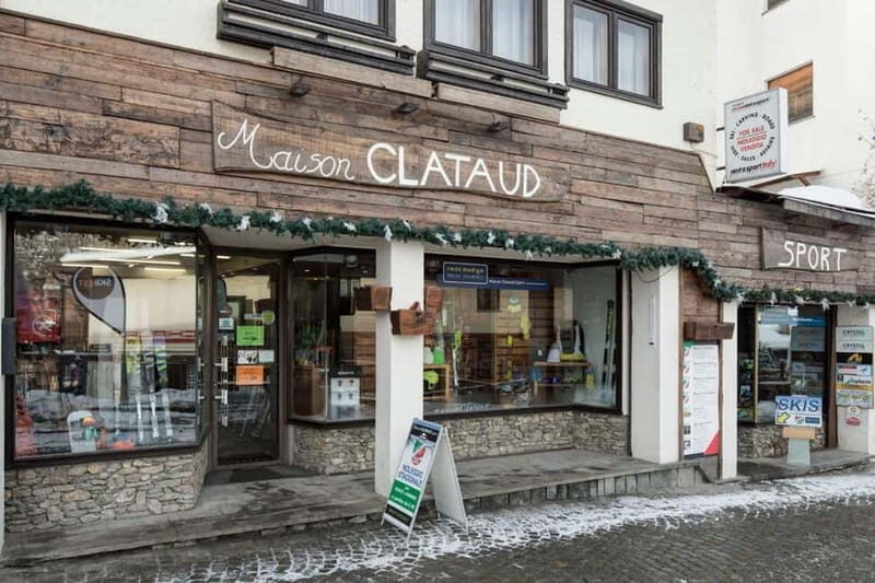Winter Equipment Rental - Maison Clataud Sestriere "AL BARACHIN" - The Sum Up