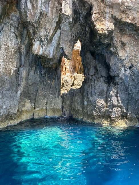 Zakynthos: Turtle Spotting and Keri Caves Boat Tour - The Itinerary: A Closer Look