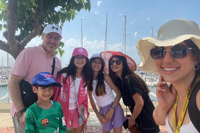 Alternative Bike Tour: Explore Barcelonas Hidden Gems - Exploring the Itinerary in Detail