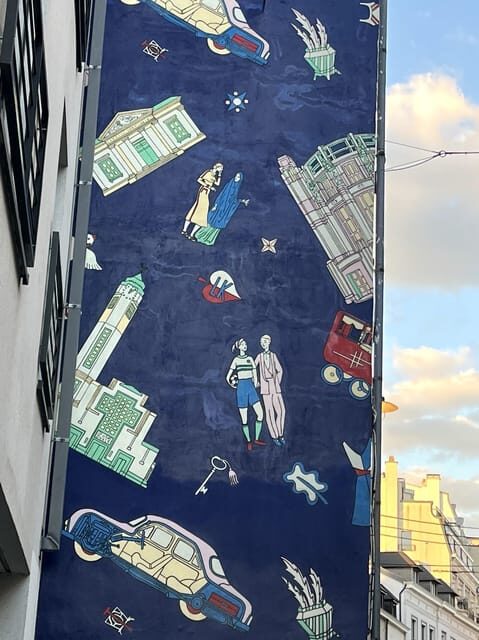 Brussels: 2 hours Private Walking Tour of the Comics Walls - The Sum Up