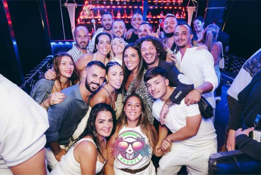 Sarande: Pub Crawl & Boat Party, 6 Shots, 1 Beer Club Entry - Who Will Enjoy This Tour?