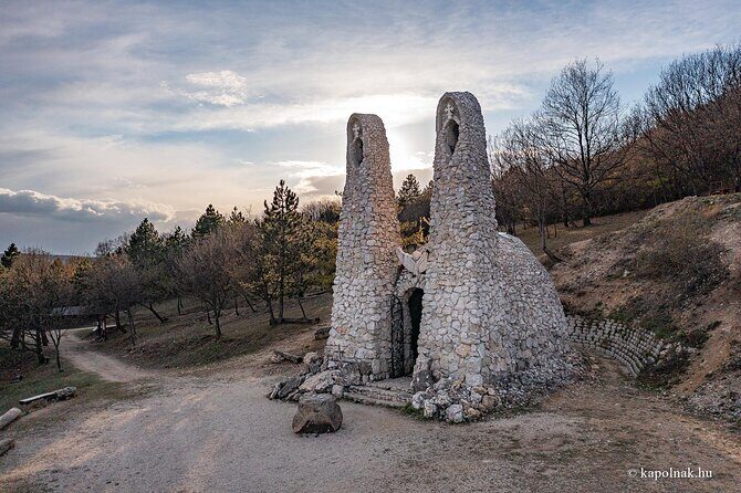Walk to recent and aged spiritual sanctuaries near Budapest - Who Should Consider This Tour?  