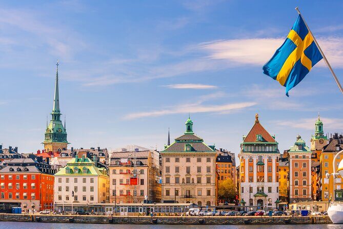 1.5-hour Stockholm Old Town Walking Tour - Exploring Stockholm’s Old Town: A Walk Through History