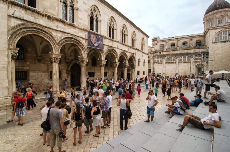 1.5-Hour Walking Tour of Dubrovnik's Old Town - Key Sites and Their Stories