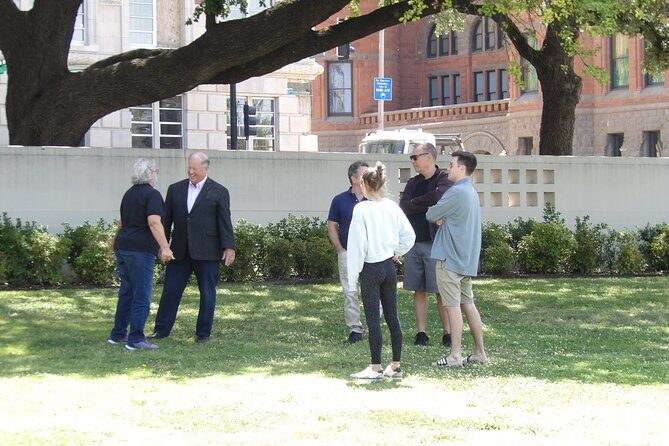 1-Hour JFK Assassination Walking Tour - The Experience: A Step-by-Step Breakdown