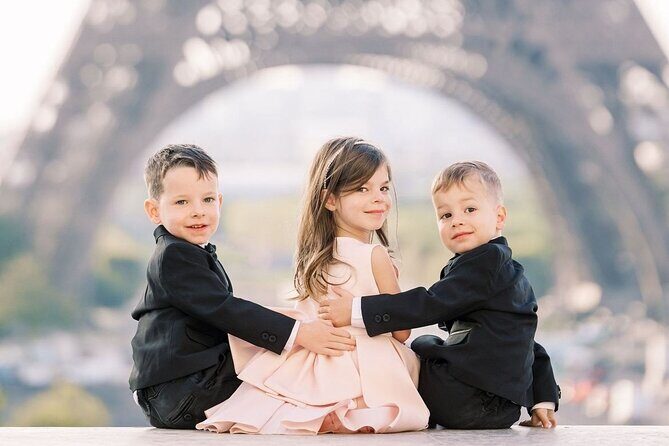 1 Hour Private Photo Session experience with the Eiffel Tower - The Value and Practical Considerations