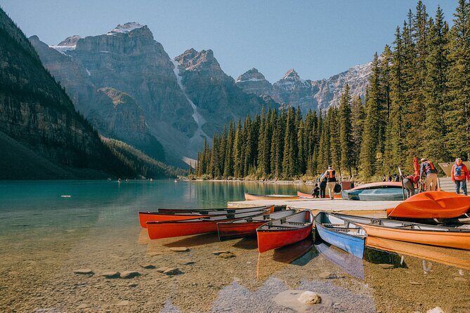 10 Hours Private Tour From Calgary: Lake Louise and Moraine Lake - Transportation & Group Size