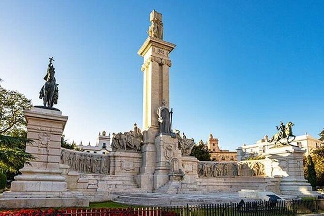 2 Hours Tour around Cádiz: History, anecdotes and curiosities - Cádiz Town Hall and Historical Introduction