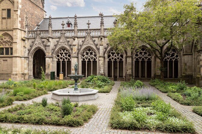 2 Hours Utrecht Family Walking Tour - An In-Depth Look at the Utrecht Family Walking Tour