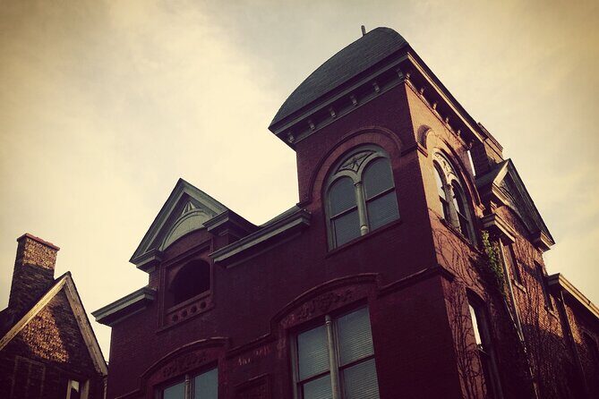 2-hr Day or Night PRIVATE Haunted Old Louisville Walk (1-15 pp) - Who Should Book This Tour?