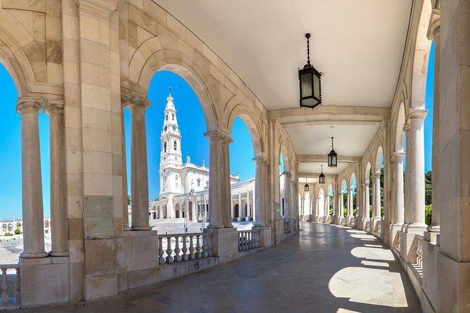 3 Tours Private / Tour SINTRA Second Day Tour FÁTIMA Third day Tour LISBON - Authenticity and Value