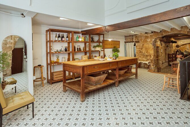 4-Hour Market Visit and Traditional Cooking Workshop in Palma - Key Points