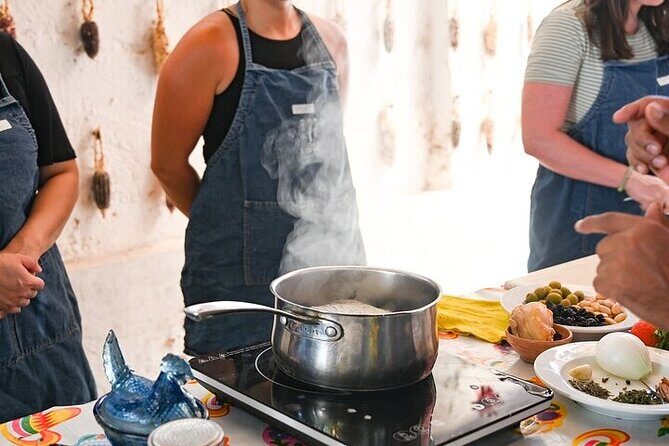 4 Moles Oaxacan Cooking Class with Traditional Cook - Who Will Love This Tour?