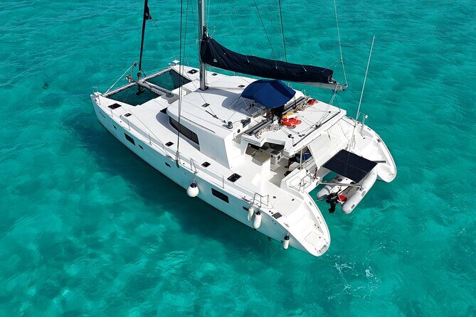 4hrs/60ft Luxury Catamaran Private Charter Cancun to Isla Mujeres - Who Will Appreciate This Experience?