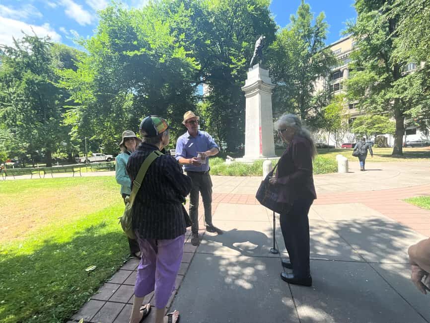A Guided Walking Tour of Vibrant Downtown Portland - What You Can Expect During the Tour