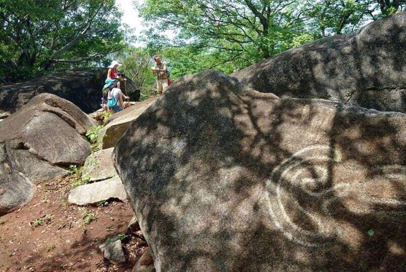 -Acapulco: Palma Sola Petroglyphs Experience Market + Lunch - Exploring Acapulco’s Vibrant City Market